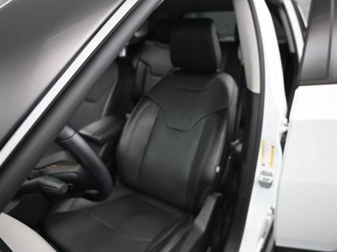 Used 2022 Jeep Compass Limited AWD/4WD image 11