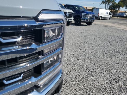New 2026 Ford F250 Lariat w/ Tremor Off-Road Package AWD/4WD image 4
