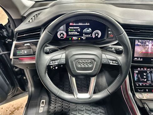 Used 2019 Audi Q8 Prestige AWD/4WD image 17
