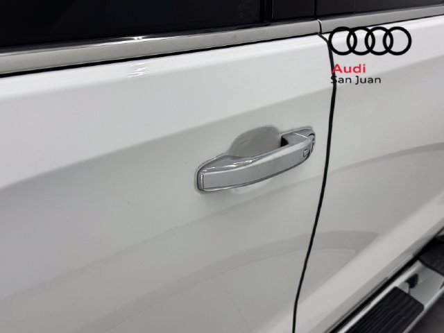 Used 2020 GMC Sierra 1500 SLT RWD image 9