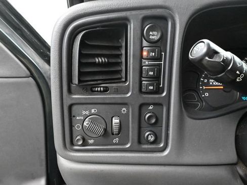 Used 2003 Chevrolet Silverado 1500 LS AWD/4WD image 24