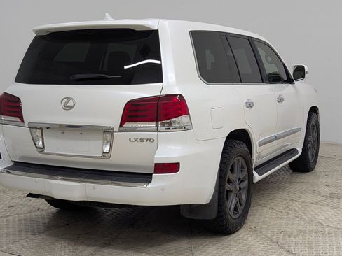 Used 2013 Lexus LX 570 4WD image 9