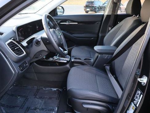 Used 2025 Kia Seltos S FWD image 17