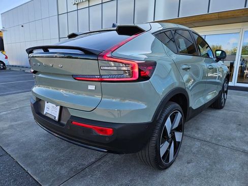 Certified 2023 Volvo C40 P8 Recharge Plus w/ Climate Package AWD/4WD image 5