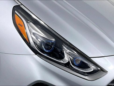 Used 2019 Hyundai Sonata Limited w/ Ultimate Package 02 FWD image 28