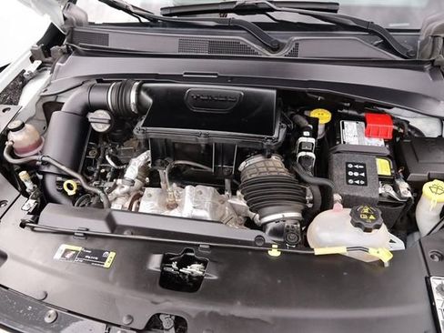 Used 2025 Jeep Compass Limited AWD/4WD image 26