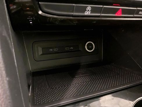 Used 2023 Volkswagen Atlas SEL image 28