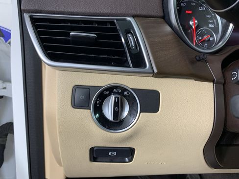 Used 2017 Mercedes-Benz GLS 450 4MATIC image 17