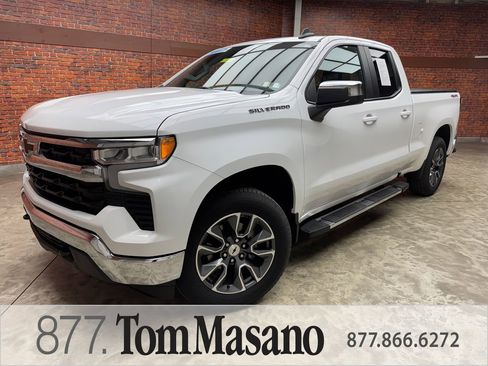 Used 2024 Chevrolet Silverado 1500 LT AWD/4WD image 1