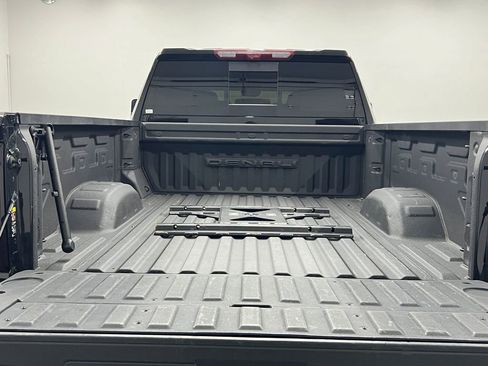 Used 2024 GMC Sierra 3500 Denali w/ Technology Package AWD/4WD image 20
