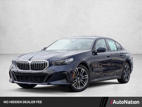 New 2026 BMW 530i xDrive w/ M Sport Package AWD/4WD image 1