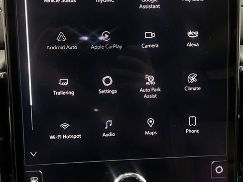 Used 2025 GMC Yukon XL Denali image 33