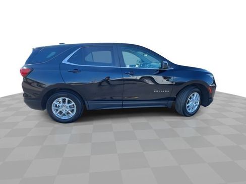Used 2024 Chevrolet Equinox LT w/ LPO, Floor Liner Package image 9