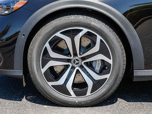 New 2025 Mercedes-Benz E 450 4MATIC All-Terrain Wagon image 9