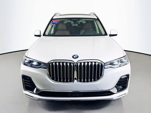 Used 2021 BMW X7 xDrive40i w/ Premium Package image 3