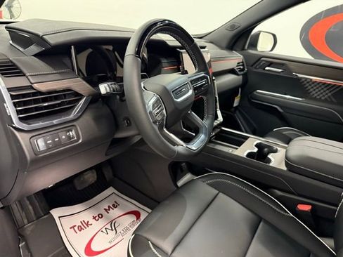 New 2026 GMC Acadia Denali w/ Super Cruise Package image 13