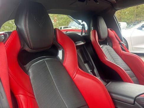 Used 2025 Chevrolet Corvette Stingray Preferred Cpe w/ Z51 Performance Package image 10