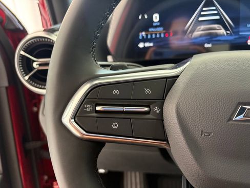 New 2027 Chevrolet Equinox LT w/ Convenience Package II FWD image 4