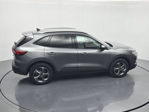 Certified 2025 Ford Escape ST-Line AWD/4WD image 31