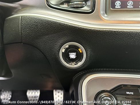 Used 2019 Dodge Challenger R/T image 15