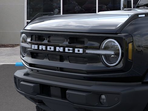 New 2026 Ford Bronco Outer Banks AWD/4WD image 19