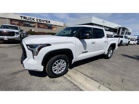 Used 2024 Toyota Tundra SR5 image 4