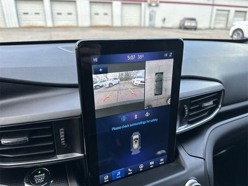 Used 2020 Ford Explorer ST w/ Premium Technology Package image 17