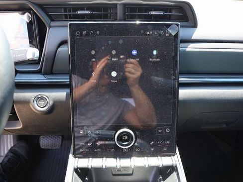 New 2026 GMC Terrain AT4 w/ LPO, Floor Liner Package image 17