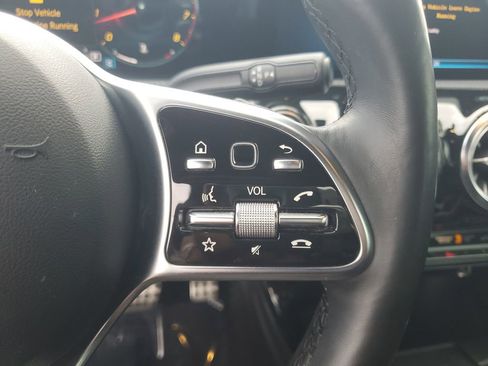 Used 2021 Mercedes-Benz CLA 250 4MATIC image 29