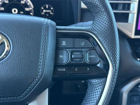 Used 2024 Toyota Tundra Limited image 30