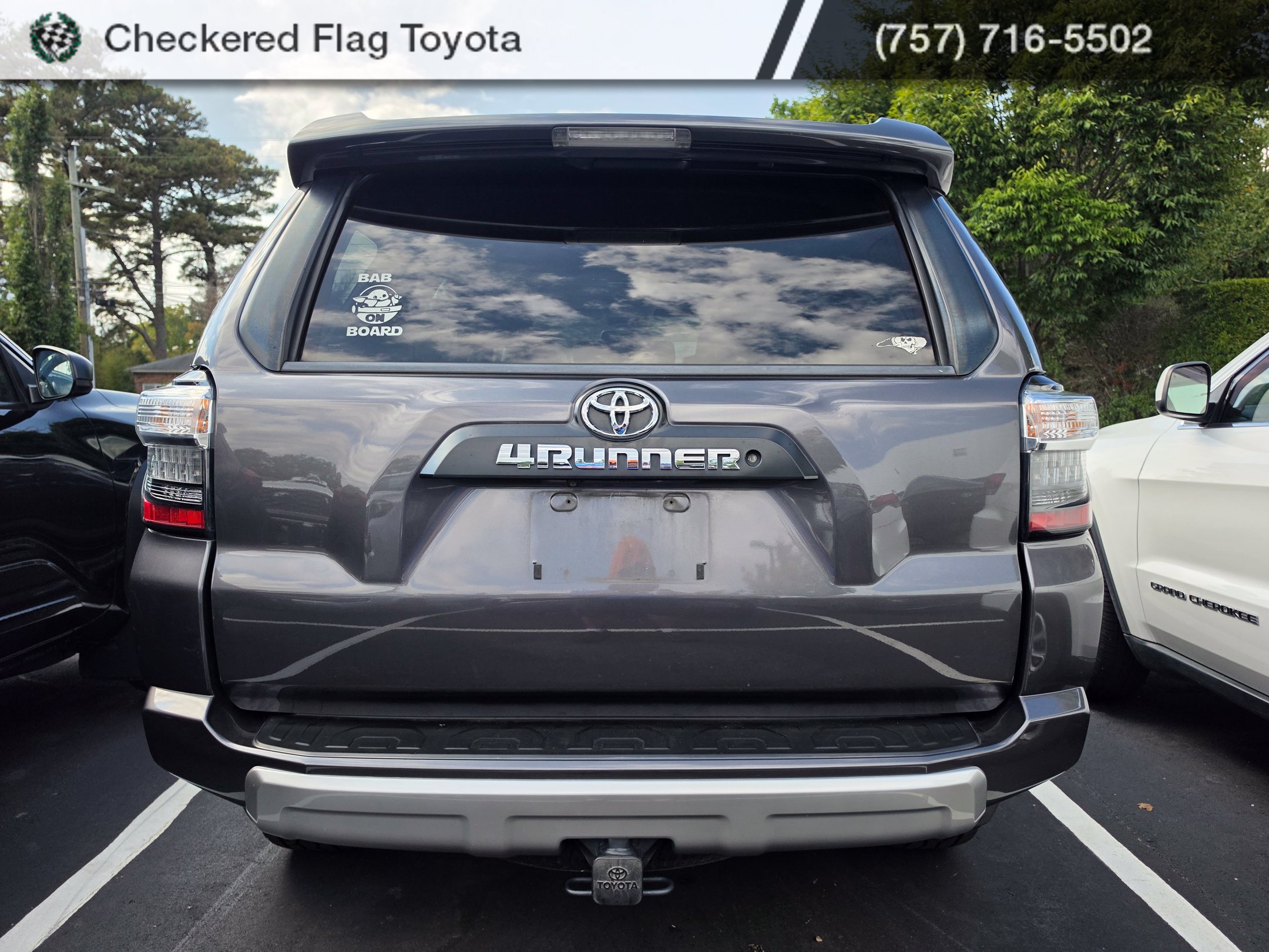 Used 2018 Toyota 4Runner TRD Off-Road Premium w/ TRD Performance Package AWD/4WD image 5