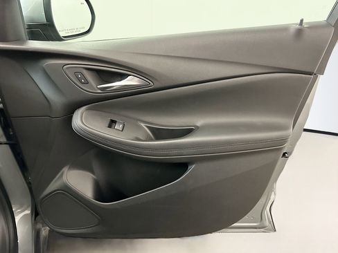 Used 2025 Buick Encore GX Preferred image 32