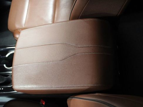 Used 2018 Chevrolet Traverse High Country image 31