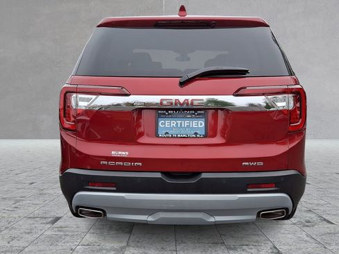 Certified 2023 GMC Acadia SLE image 9