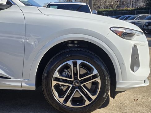 Certified 2025 Audi Q5 Premium Plus w/ Premium Plus image 11
