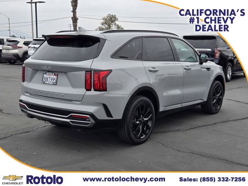 Used 2022 Kia Sorento SX image 6