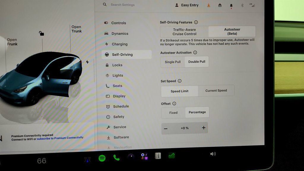 Used 2025 Tesla Model Y Long Range RWD image 20