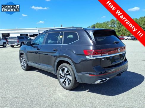 Used 2024 Volkswagen Atlas SE image 3
