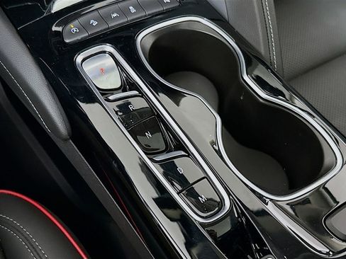 Used 2023 Buick Envision Essence w/ Sport Touring Package image 17