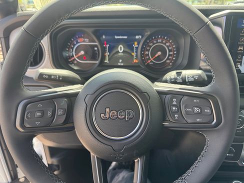 New 2026 Jeep Wrangler Sport AWD/4WD image 9