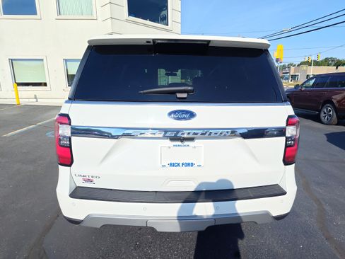 Used 2021 Ford Expedition Limited AWD/4WD image 5