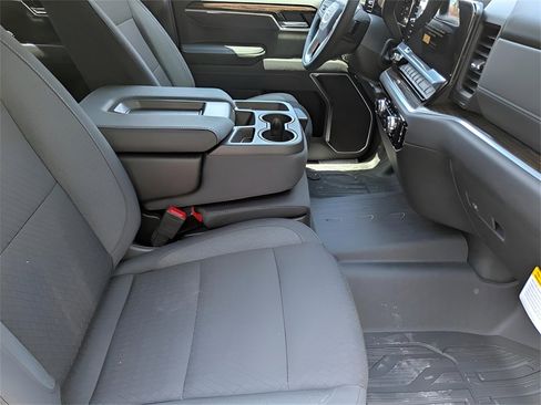 New 2026 GMC Sierra 1500 Elevation image 38