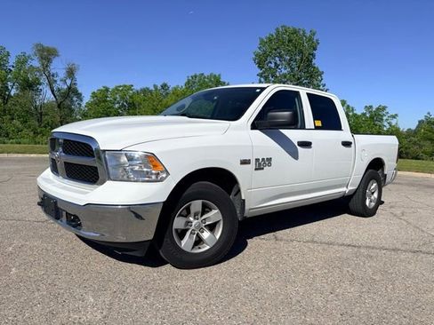 Used 2023 RAM 1500 Classic SLT w/ Protection Group AWD/4WD image 1
