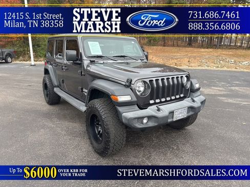 Used 2019 Jeep Wrangler Unlimited Sport image 1