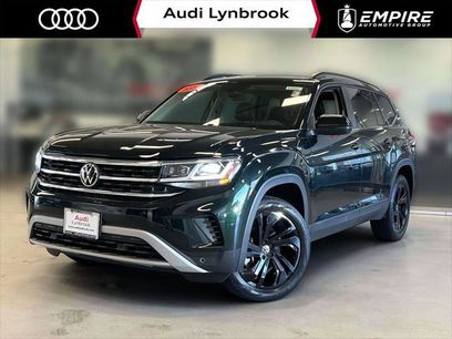 Used 2022 Volkswagen Atlas SE w/ Panoramic Sunroof Package