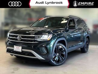 Used 2022 Volkswagen Atlas SE w/ Panoramic Sunroof Package image 1