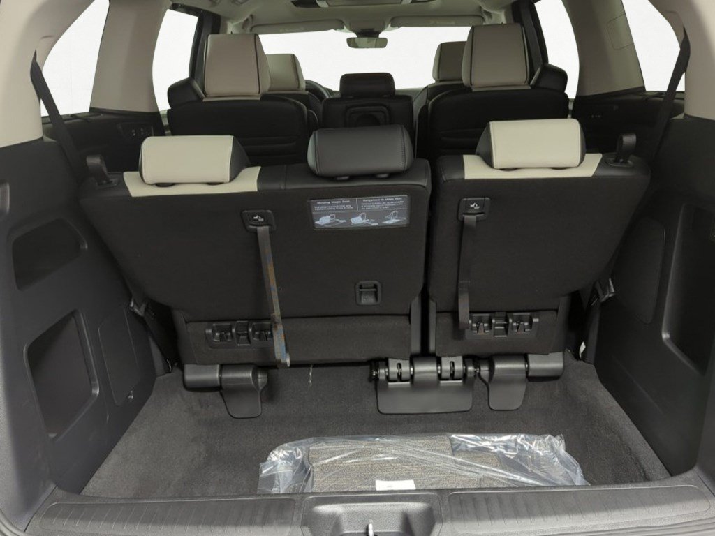 New 2027 Honda Odyssey Elite image 16