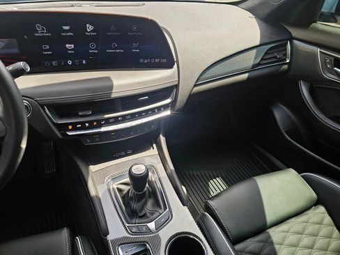 Used 2025 Cadillac CT5 V Blackwing w/ Parking Package RWD image 22