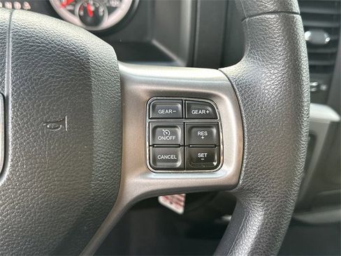 Used 2024 RAM 1500 Classic SLT image 17
