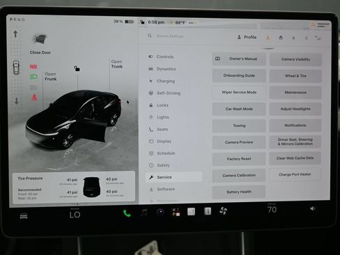 Used 2026 Tesla Model Y Long Range RWD image 27